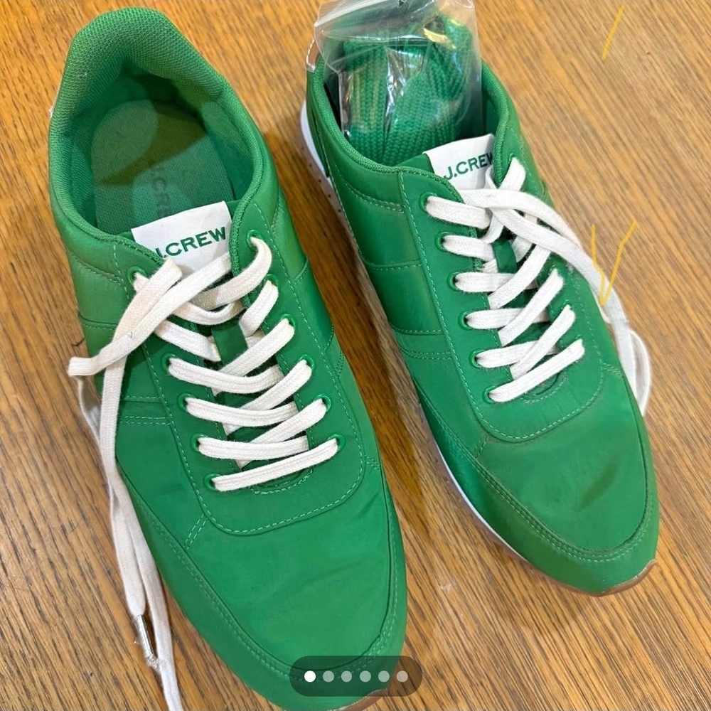 Size 10. J.Crew Men’s Green Low-Top Sneakers
